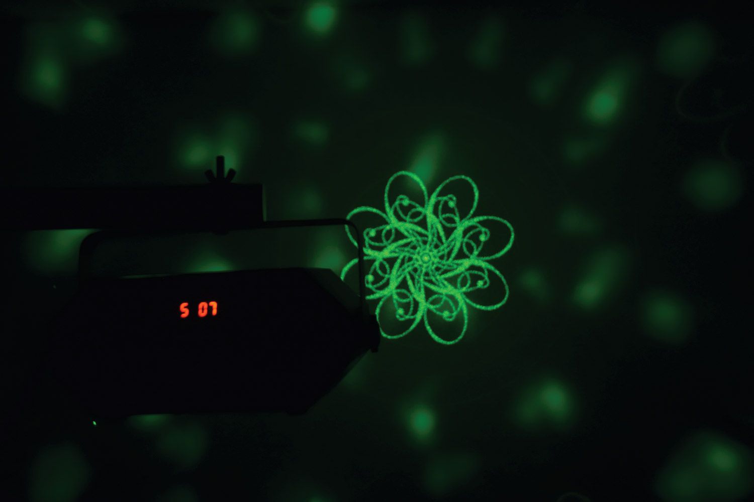 Qtx Tetra Led Moonflower + Wave + Strobe/uv + Laser Effect