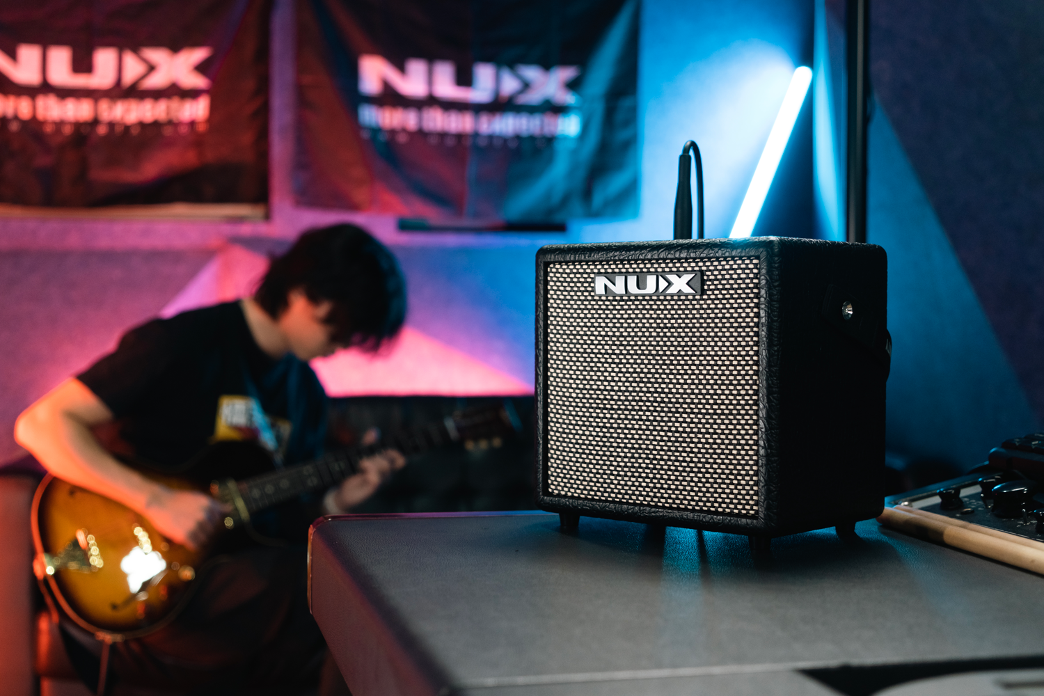 Lead Guitar Amplifier, NUX Mighty 8bt Ampp