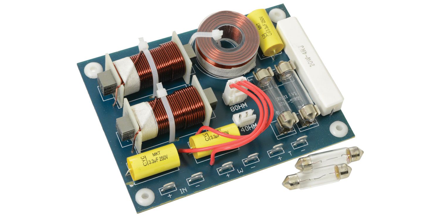 Qtx X48r3kh-200w 2-way Crossover 12db 4/8 Ohm 200w 3khz