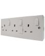 Triple Switched Socket with Back Box